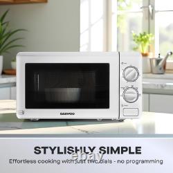 800W, 20L Microwave Easy Clean Stainless Steel Interior 6 Power Levels Man