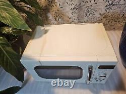 COMFEE' Retro Style 800w 20L Microwave Oven CM-M202RAF(CM) cream with 8 Auto M