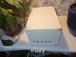 COMFEE' Retro Style 800w 20L Microwave Oven CM-M202RAF(CM) cream with 8 Auto M