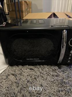 Hamilton Beach 20L Retro Microwave 700W, Black- HB70H20B