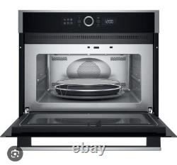 Hotpoint HMW47HMXUK 900 Watt 40 Litres Built In Microwave SS EX DISPLAY HW182564