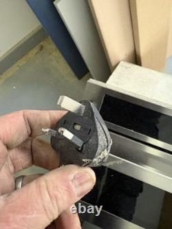 Hotpoint MD554IXH Class 5 Stainless Steel Built In Microwave (Please read)