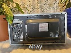 Panasonic 800W Standard Microwave NN-E28JMMBPQ Silver