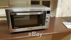 Panasonic Microwave Oven NN-CF778S in Silver nearly new in excellent condition