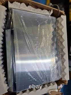 Panasonic NN-CD58JSBPQ 27L Microwave Oven Steel Dirt/Marks/Misaligned B+