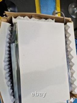 Panasonic NN-CD58JSBPQ 27L Microwave Oven Steel Dirt/Marks/Misaligned B+
