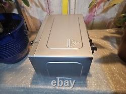 Russell Hobbs RHMM719S Compact Manual Microwave Oven 700w 17L Silver