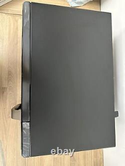 Samsung 800W 23L Microwave Oven Compact Digital Dial Control Solo Defrost Black