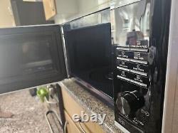 Samsung MG23K3575AW Microwave with Heat Wave Grill White