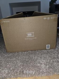 Samsung Solo microwave Freestanding Stainless Steel MS32DG4504ATE3