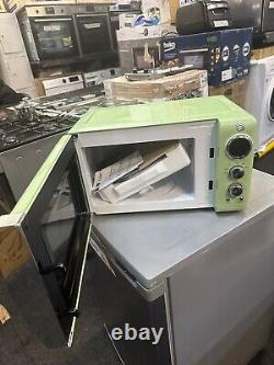 Swan Retro Design 20L 800W Countertop Microwave In Green SM22030LGN