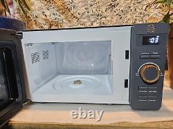 Swan SM22036GRYN Nordic Digital Microwave 20L 6 Operating Levels 800W Power Grey