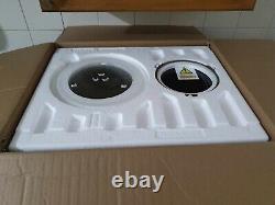 Toshiba 800w 23L Microwave Oven with Digital Display, Auto Defrost, One-Touch