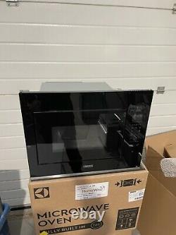 Zanussi ZMBN4SX 25L 900W Built-in Microwave Black with S/Steel Trim HW175712